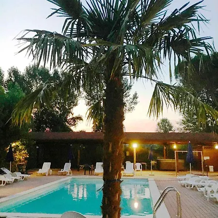 Mobilehomes In - Umbrien 51891 Vakantiehuis Tuoro sul Trasimeno