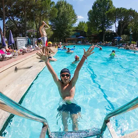 Mobilehomes In - Umbrien 51891 Vakantiehuis Tuoro sul Trasimeno
